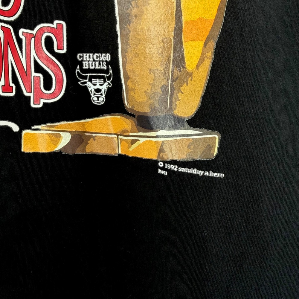 Chicago Bulls‎ 1992 World Champions T-Shirt Black Mens XL Saturday a Hero NBA - Picture 6 of 10